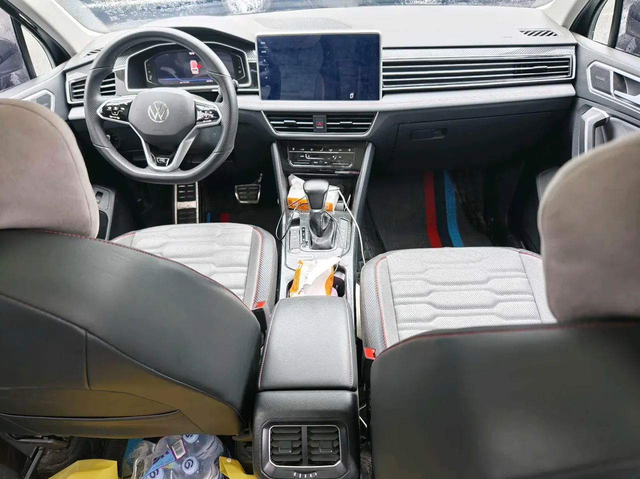 Volkswagen 2022 Tiguan L R-Line 2.0TSI 330TSI Two-Drive R-Line Ultimate Automatic Gear 5