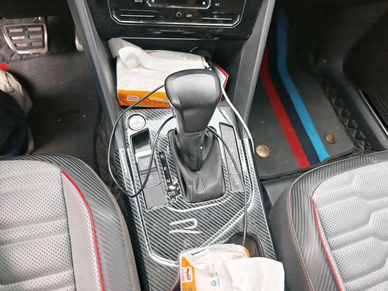 Volkswagen 2022 Tiguan L R-Line 2.0TSI 330TSI Two-Drive R-Line Ultimate Automatic Gear 7