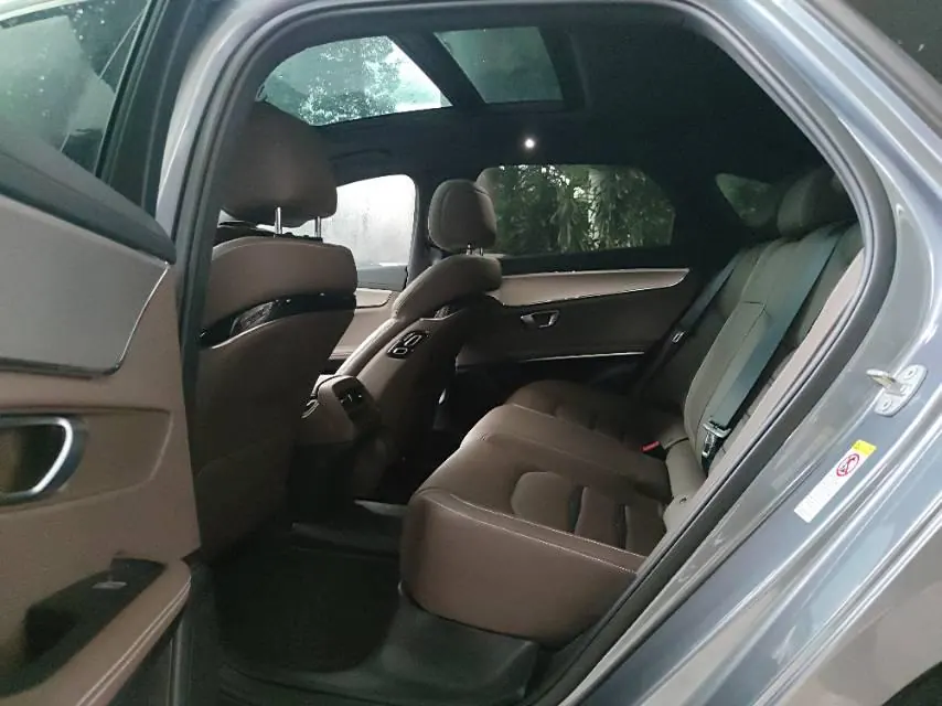 BYD 2020 Han Super Long Endurance Deluxe Automatic Transmission 5