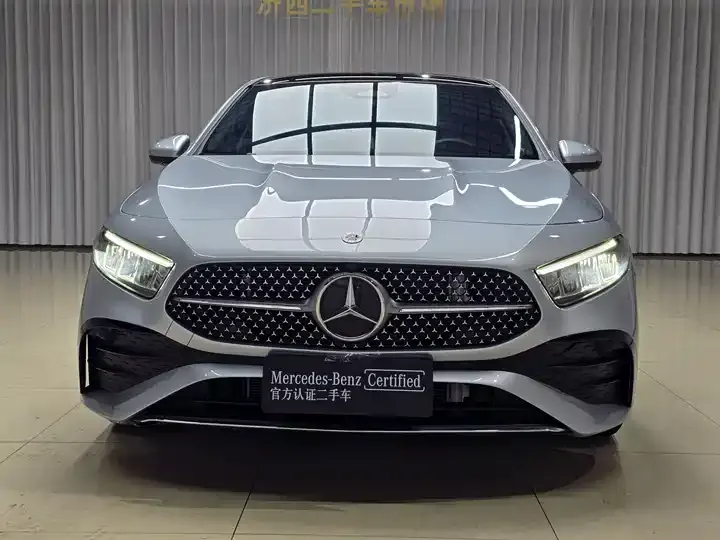 Mercedes Benz Class A 2024 A 200 L Dynamic 3
