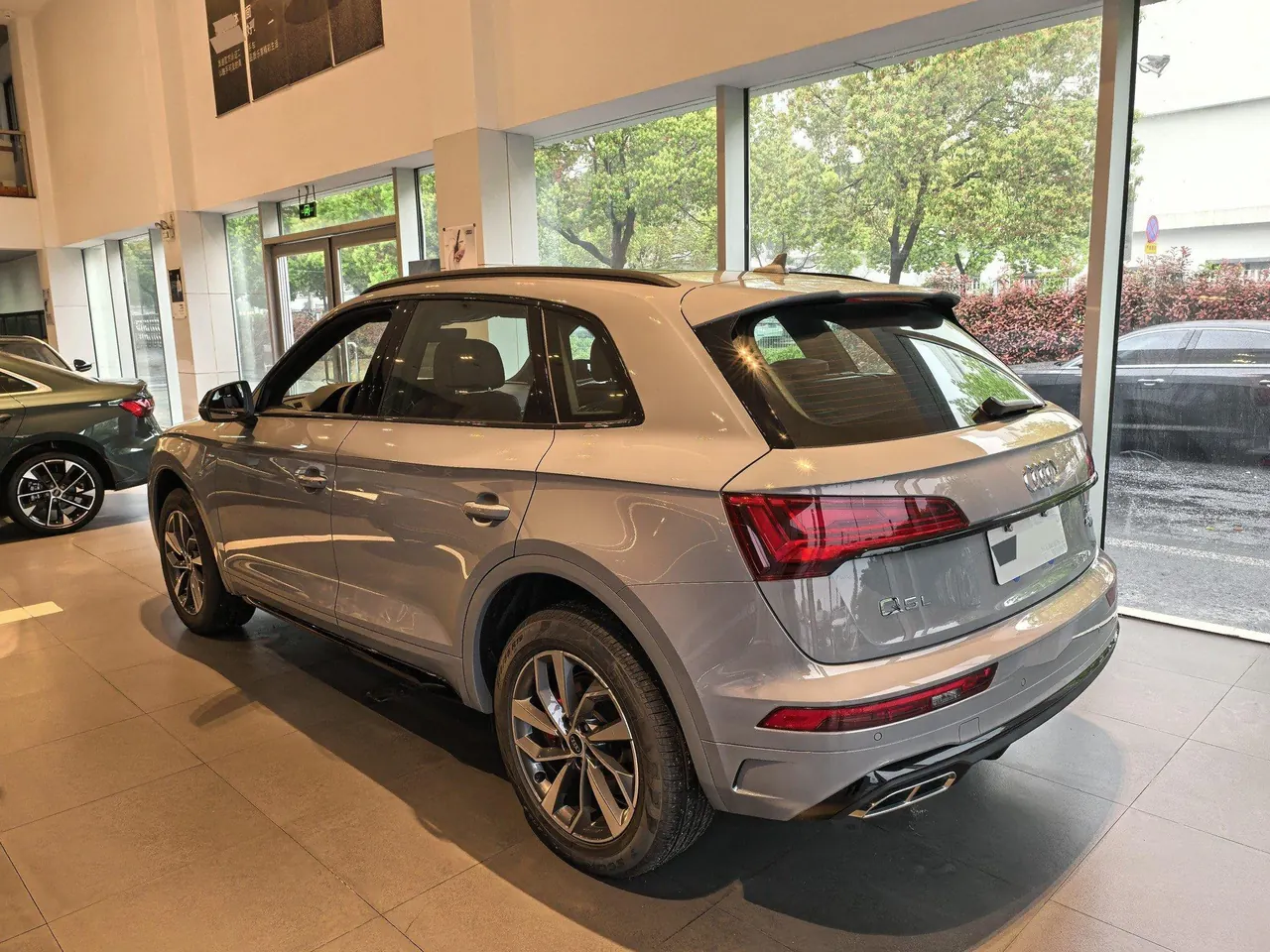Audi 2025 Q5L 2.0TFSI 40TFSI 45th Anniversary Collection Edition Quattro Deluxe Dynamic Automatic 4