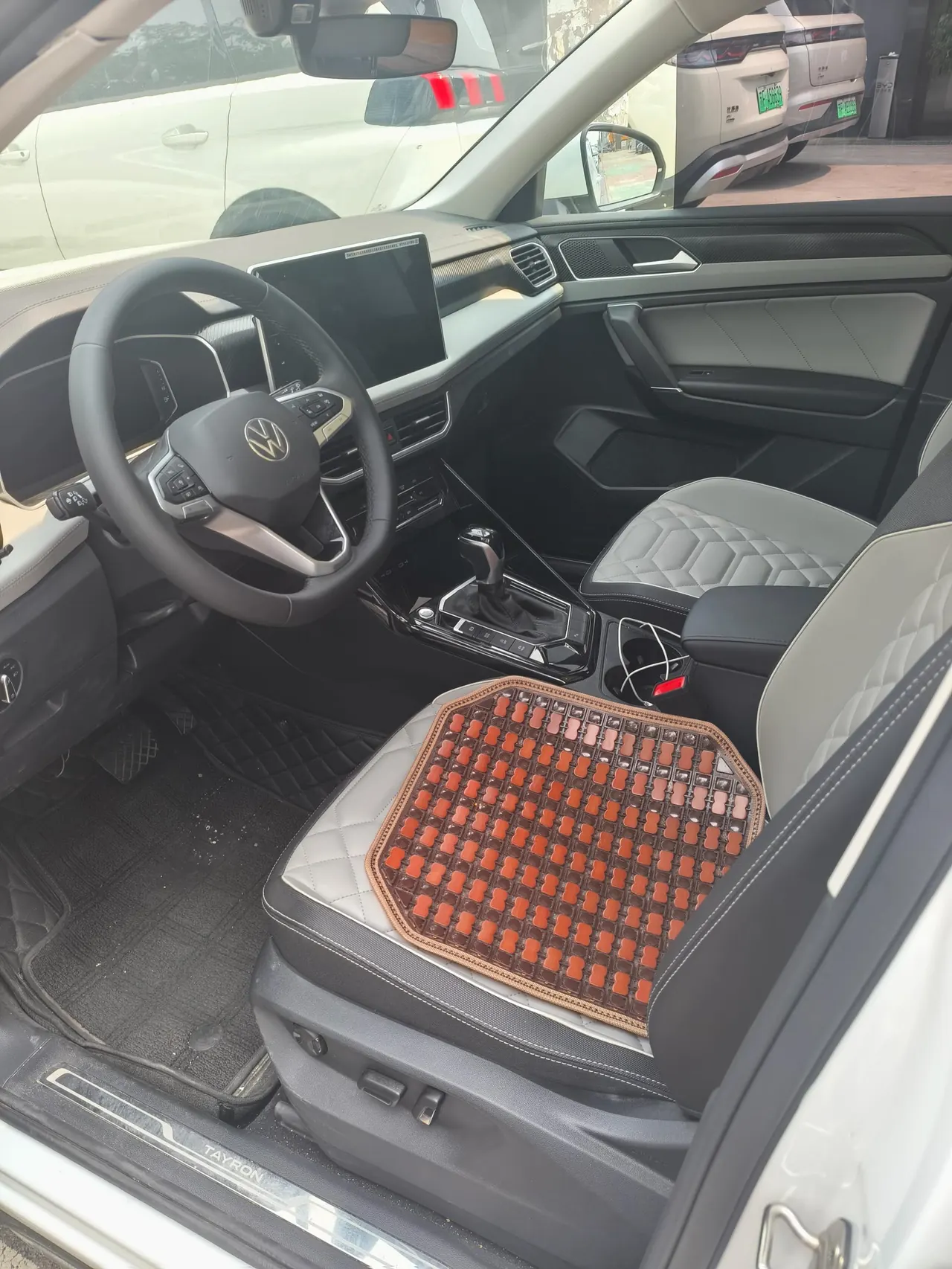 Volkswagen 2024 Tanyue 1.5TSI 300TSI Two-Drive Luxury Plus Advanced Edition Automatic Gear 4