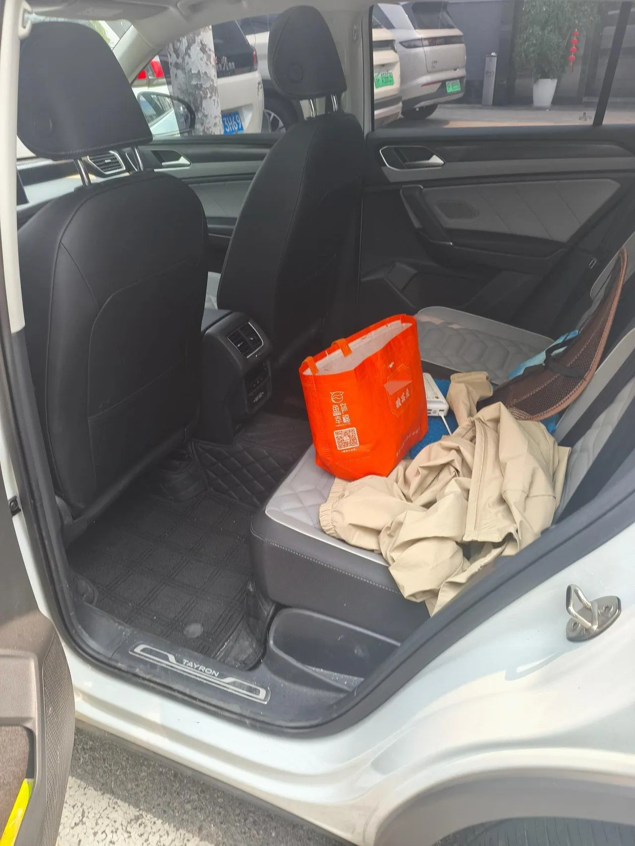Volkswagen 2024 Tanyue 1.5TSI 300TSI Two-Drive Luxury Plus Advanced Edition Automatic Gear 5