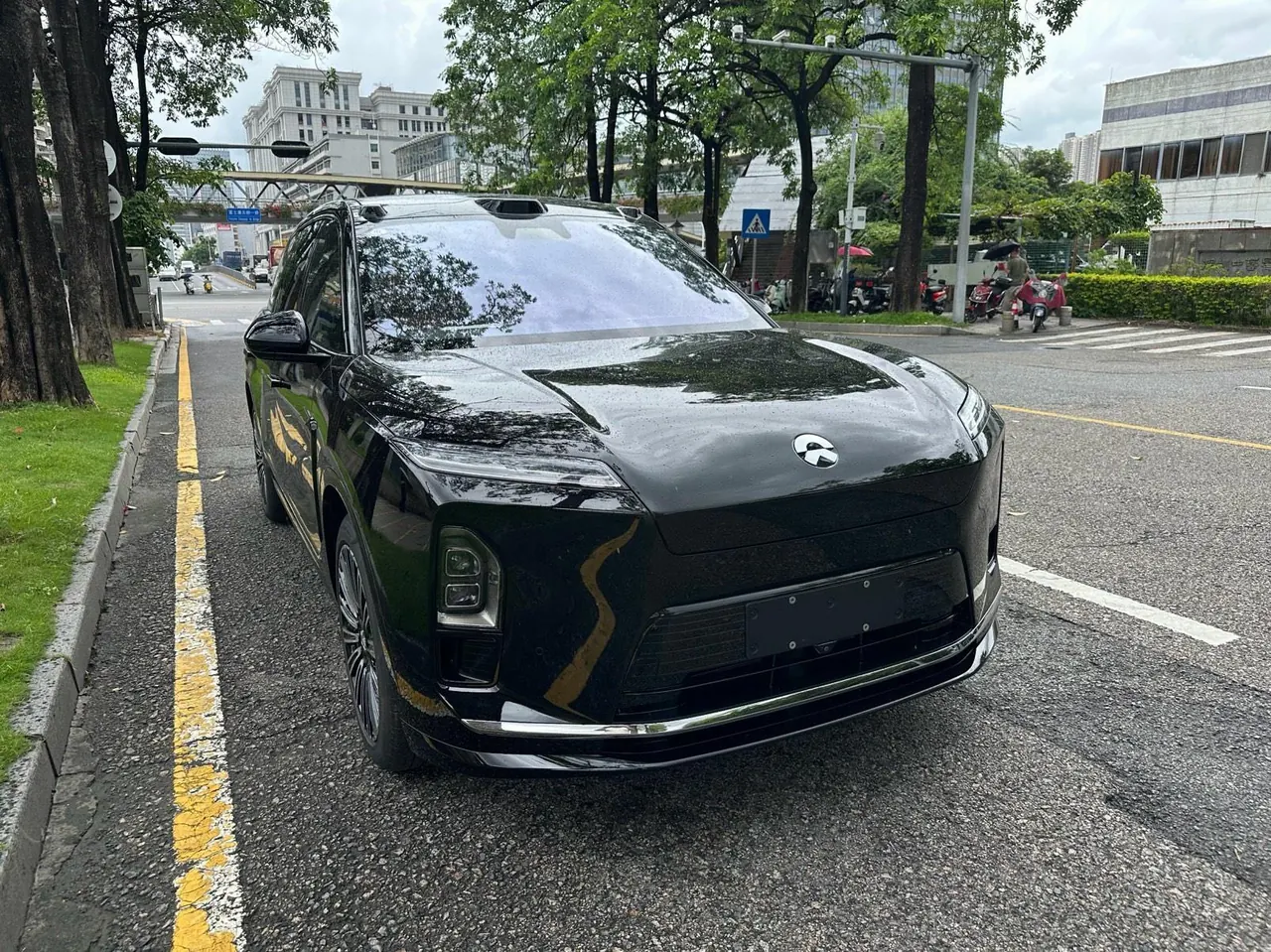 NIO 2026 ES8 6-seat executive deluxe automatic gear 3