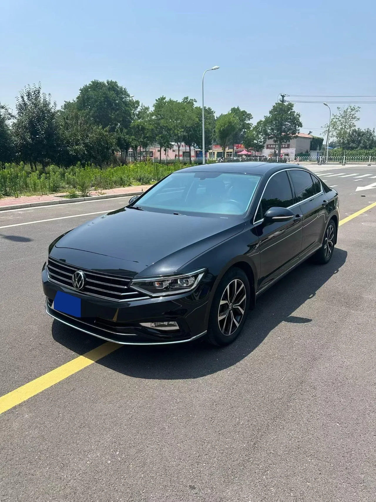 Volkswagen 2020 Magotan 2.0TSI 330TSI Leading Automatic - View 1