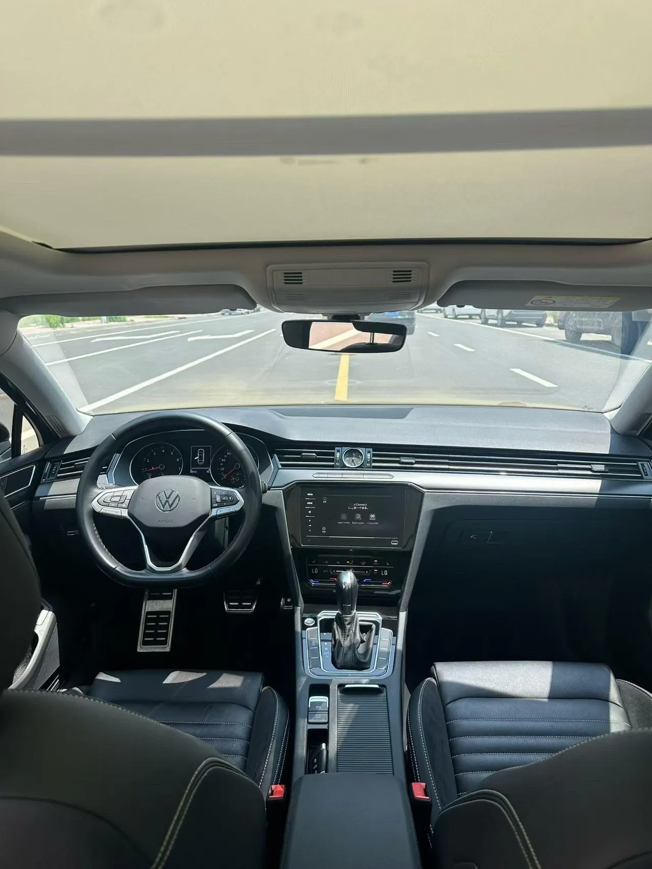 Volkswagen 2020 Magotan 2.0TSI 330TSI Leading Automatic 5