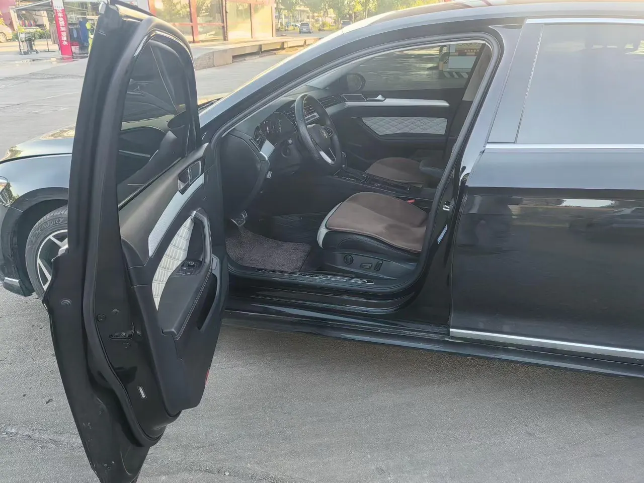 Volkswagen 2024 Magotan 2.0TSI 330TSI 2 million luxury automatic gear 2