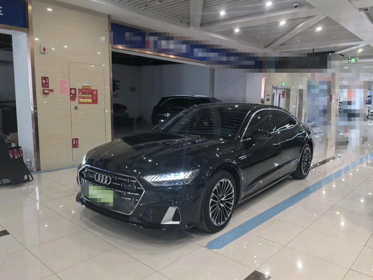 Audi 2024 A7L 2.0TFSI 45TFSI Luxury Automatic - View 1