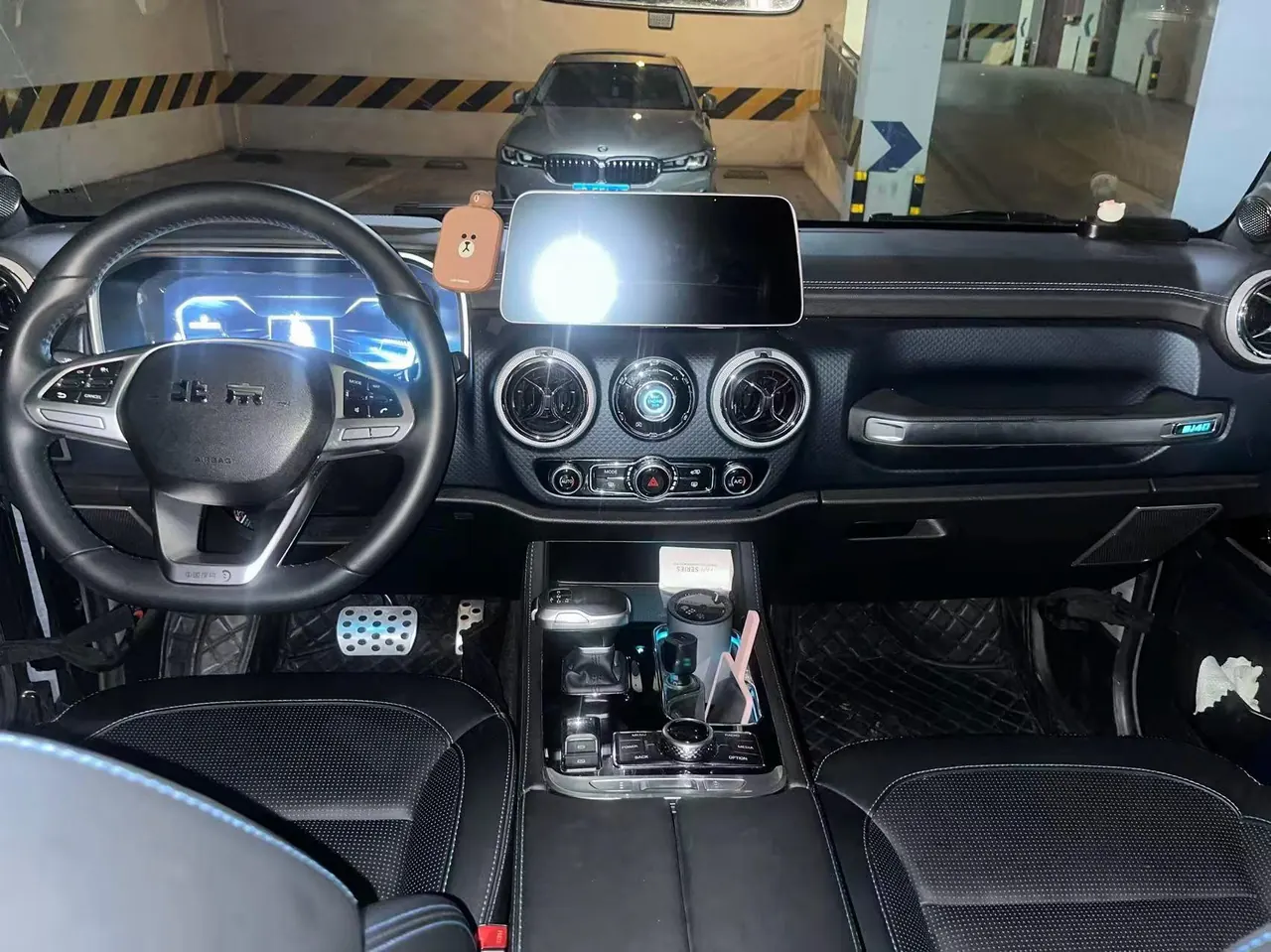 Beijing 2021 BJ40 2.0T four-wheel drive blade hero version chivalrous automatic gear 6