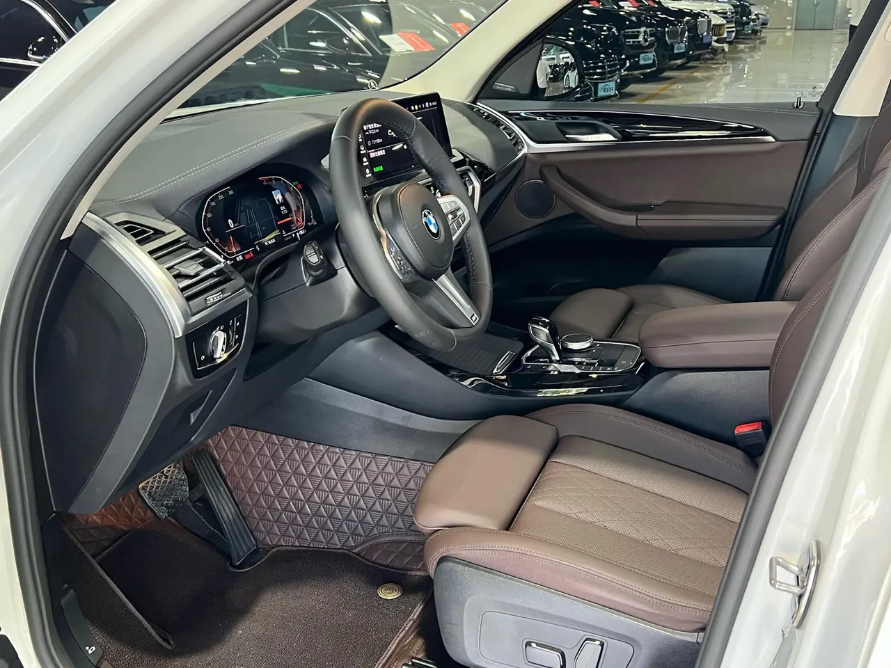 BMW 2023 X3 xDrive25i 2.0T M sports suit automatic gear 9