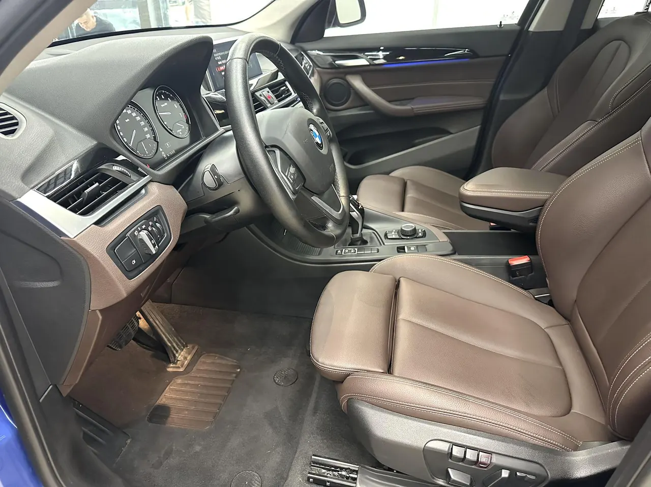 BMW 2020 X1 sDrive20Li 1.5T fashion automatic gear 4