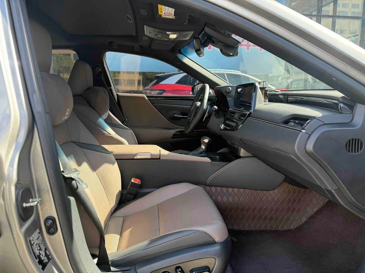 Lexus ES (Imported) 2022 ES300h 2.5 Stepless Premium Edition Automatic Gear 6