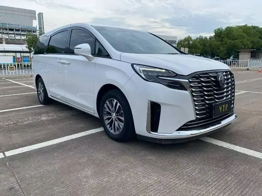 Buick 2023 GL8 ES Lu Zun 48V 2.0T 653T Exclusive Automatic Gear 3