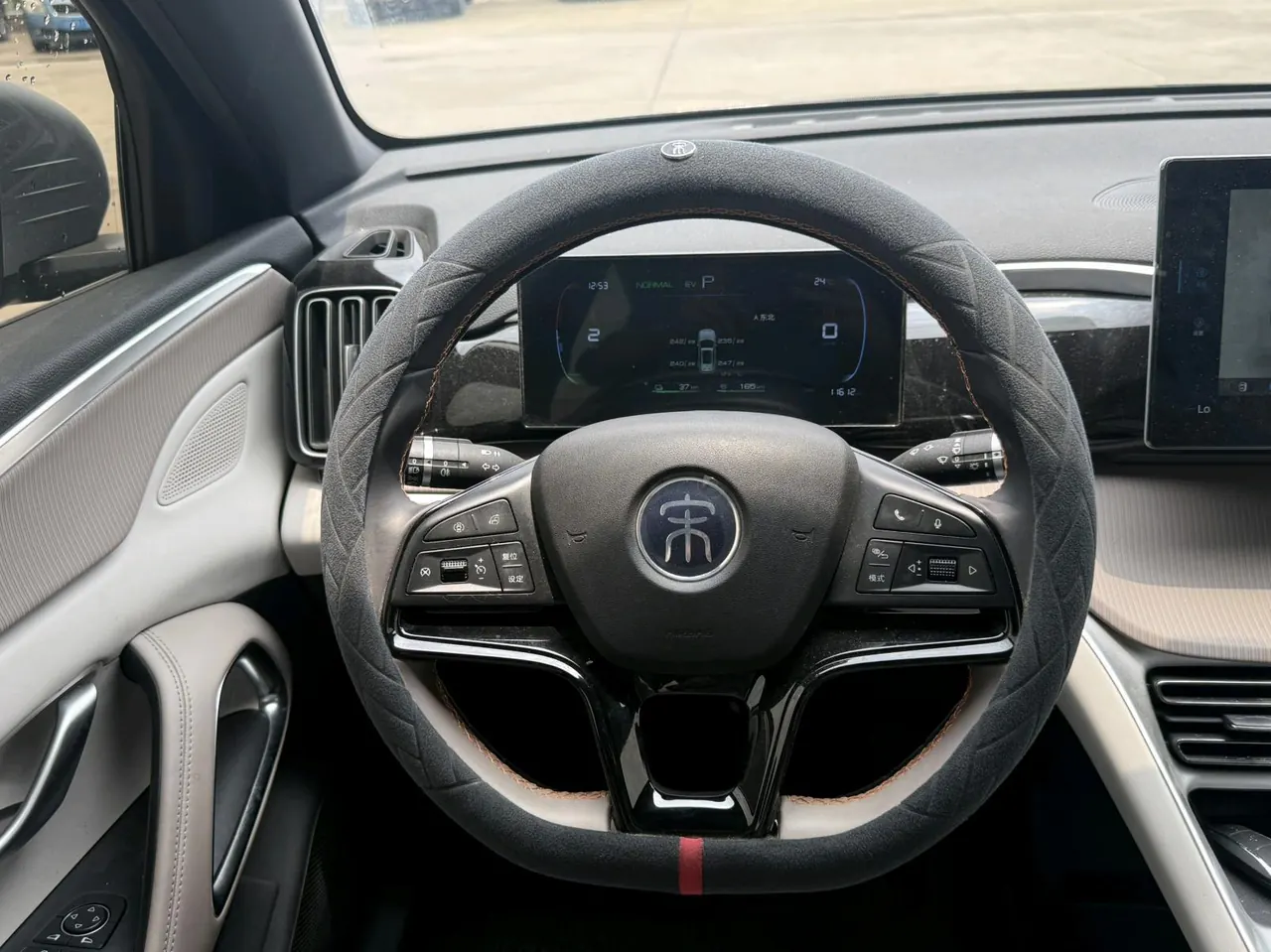 BYD Song Pro New Energy 2024 Song Pro DM-i 1.5 Stepless Glory Edition Pilot 71KM Automatic Gear 12