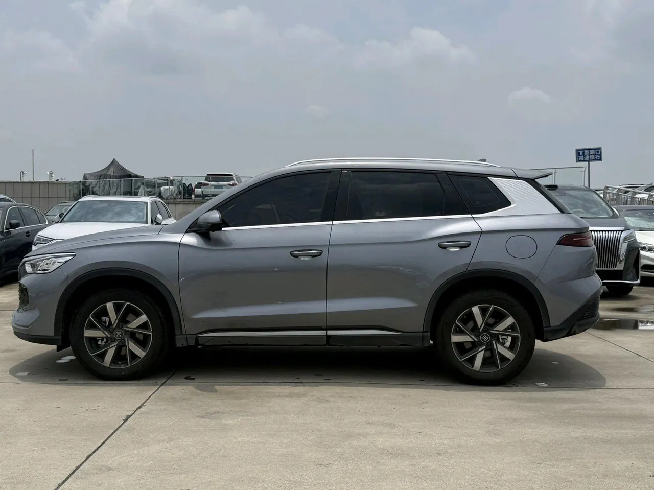 BYD Song Pro New Energy 2024 Song Pro DM-i 1.5 Stepless Glory Edition Pilot 71KM Automatic Gear 4