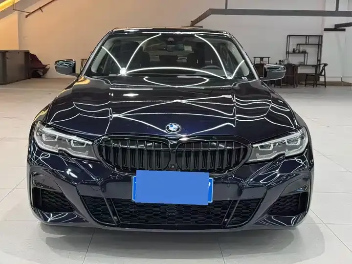 BMW 3 Series 2022 325i M Sports Night Suit 2