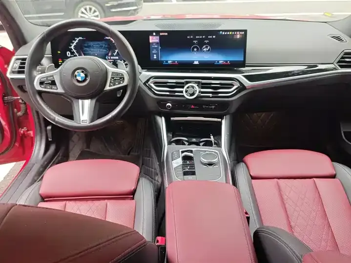 BMW 3 Series 2023 330i M Sports Night Suit 12