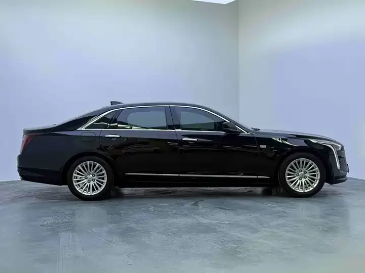 Cadillac CT6 2021 28T fashion 8