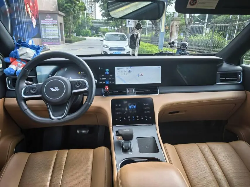 Li 2020 ONE 1.2T extended range 6-seat automatic gear 9