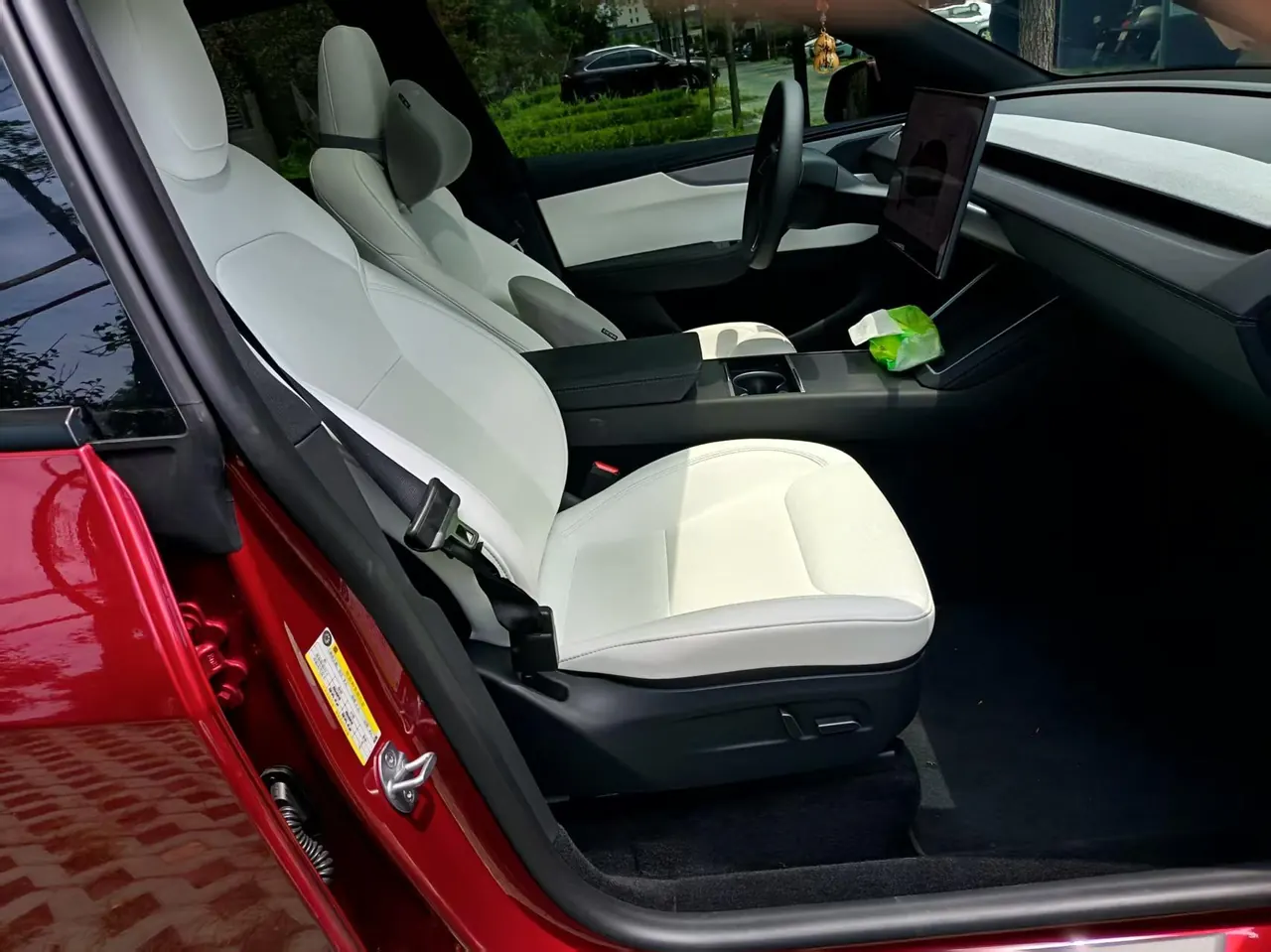 Tesla 2026 Model Y long endurance all-wheel drive version automatic transmission 4