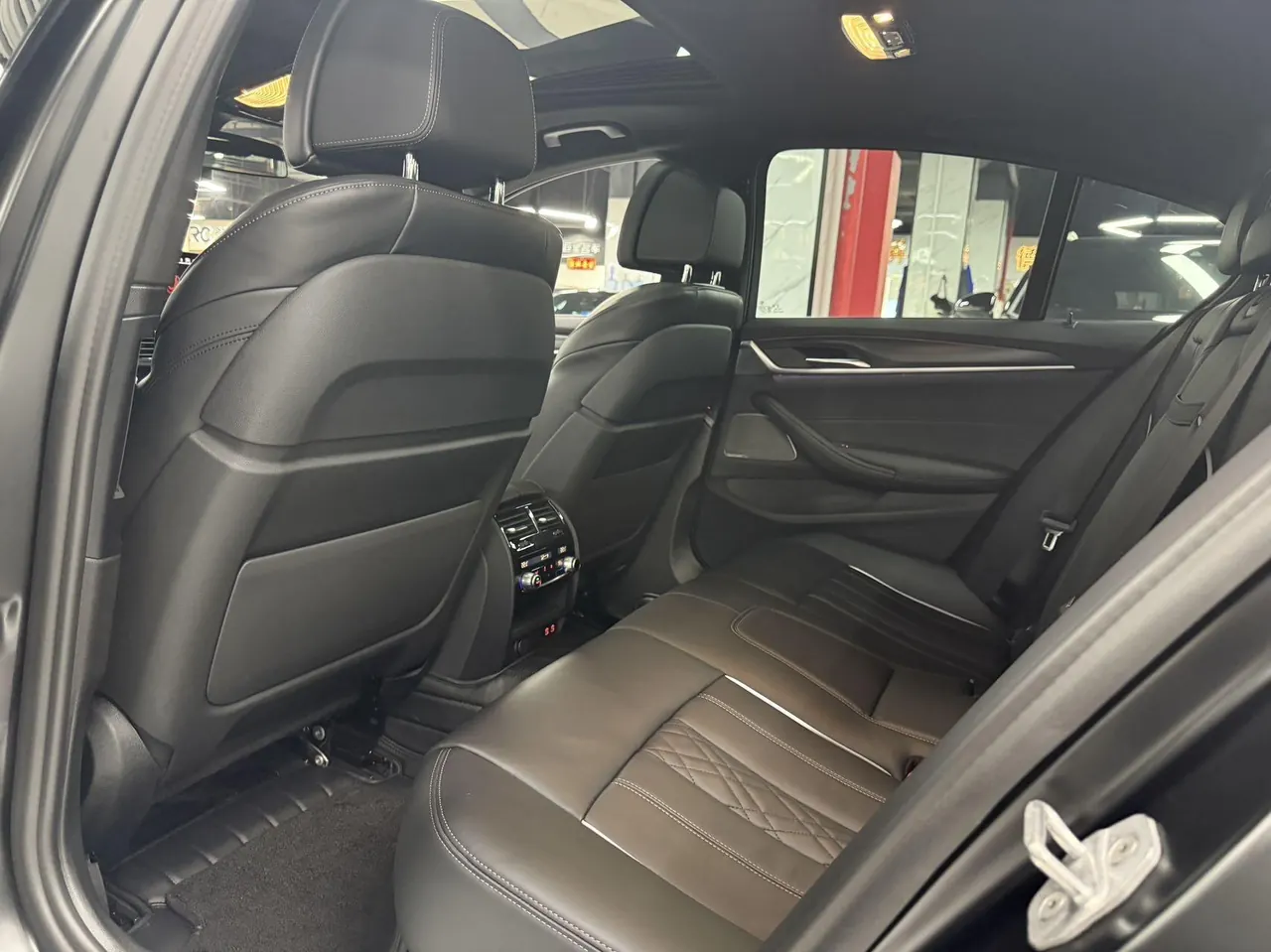 BMW 5 Series (Imported) 2021 540i 3.0T Fashion Edition M Sports Suit Automatic Gear 3