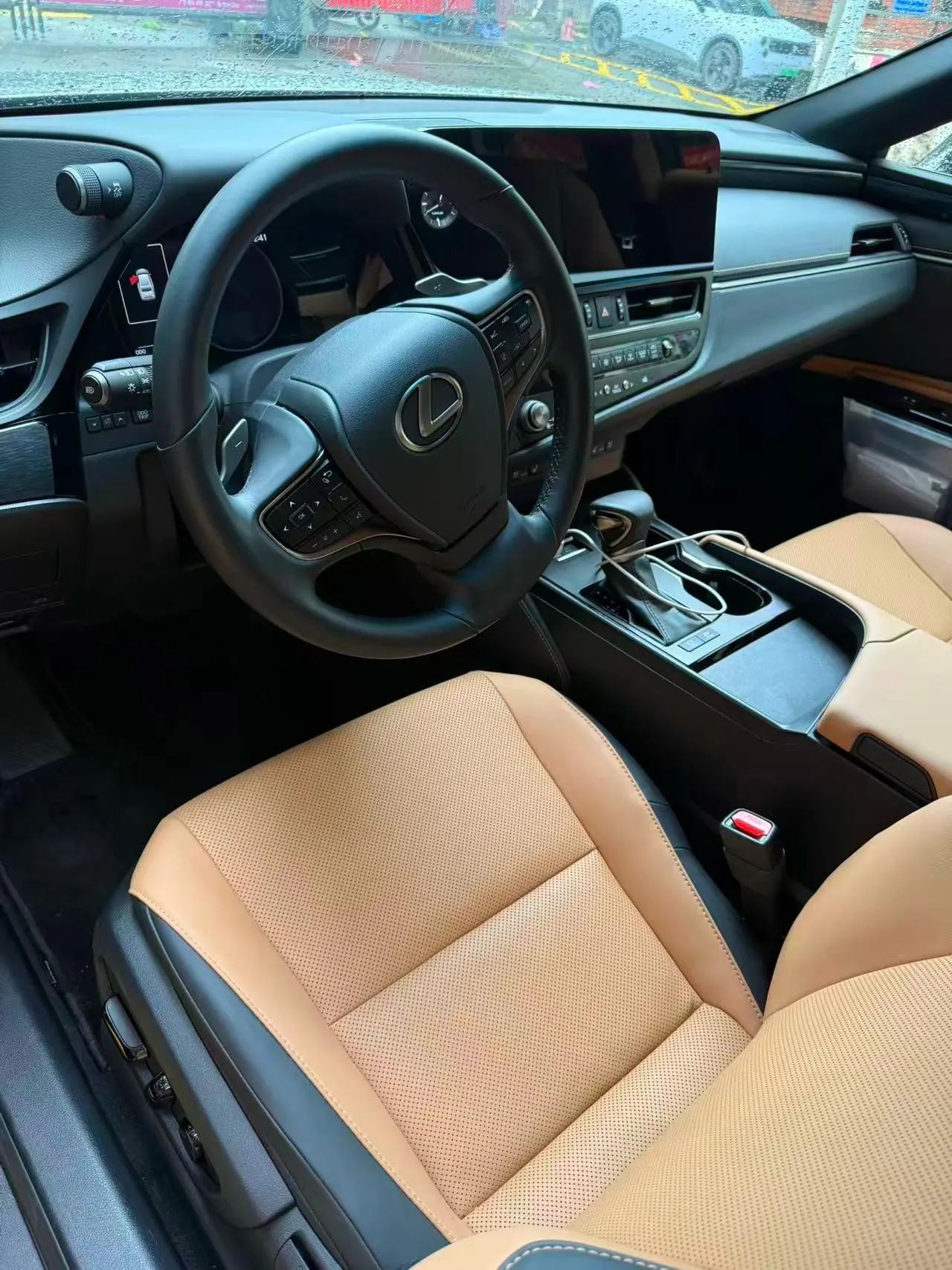 Lexus ES (Imported) 2022 ES300h 2.5 Stepless Premium Edition Automatic Gear 6