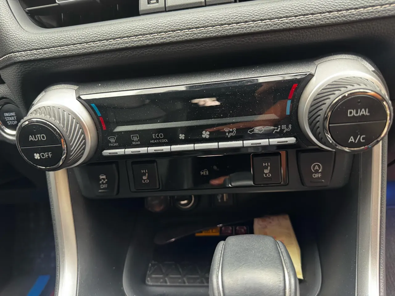 Toyota 2023 RAV4 Rongbo 2.0 Stepless Two-Drive Fashion Plus Edition Automatic Gear 4