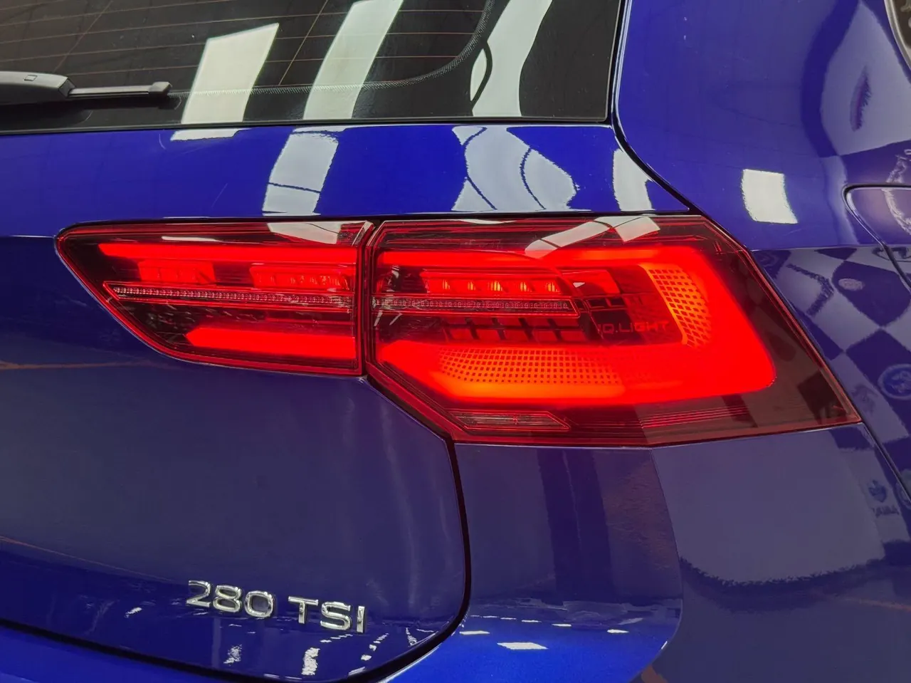 Volkswagen 2021 Golf 8 R-Line 1.4TSI 280TSI Automatic 16