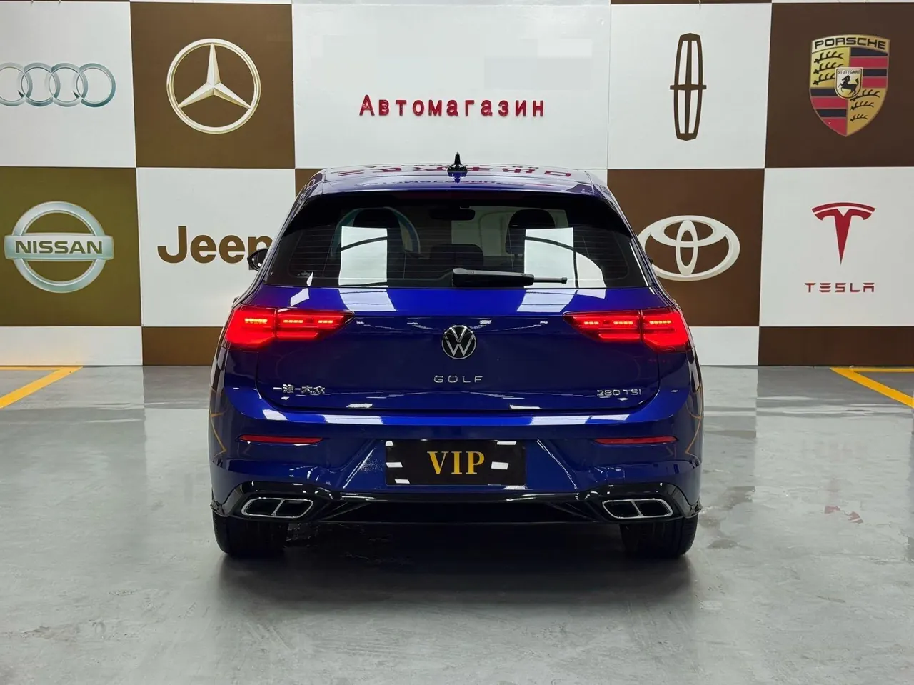 Volkswagen 2021 Golf 8 R-Line 1.4TSI 280TSI Automatic 3