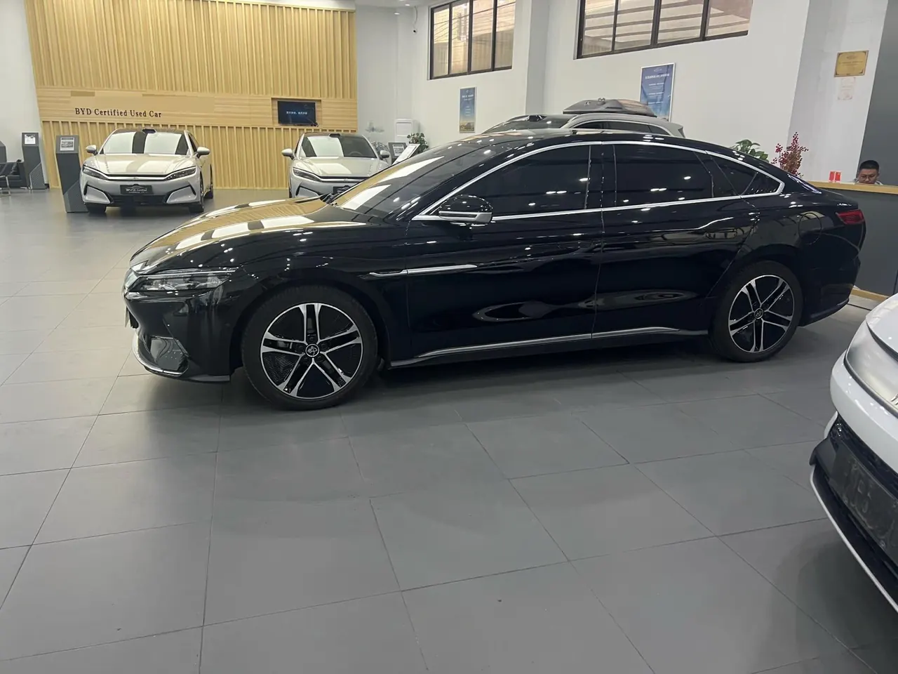 BYD 2020 Han Super Long Endurance Edition Noble Automatic Transmission - View 1