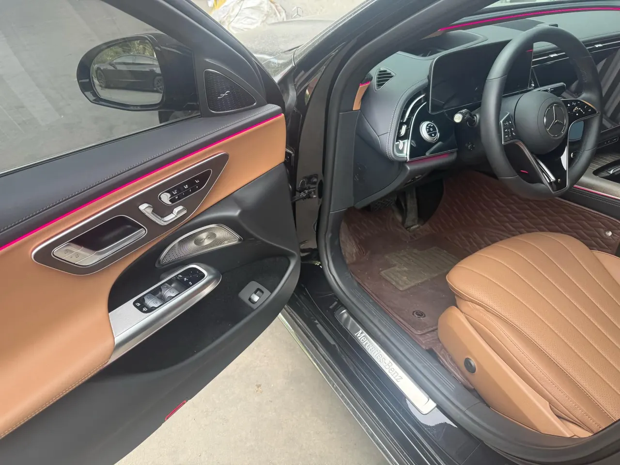 Mercedes Benz E Class 2025 E 300 L 48V 2.0T Honorable Automatic Gear 2