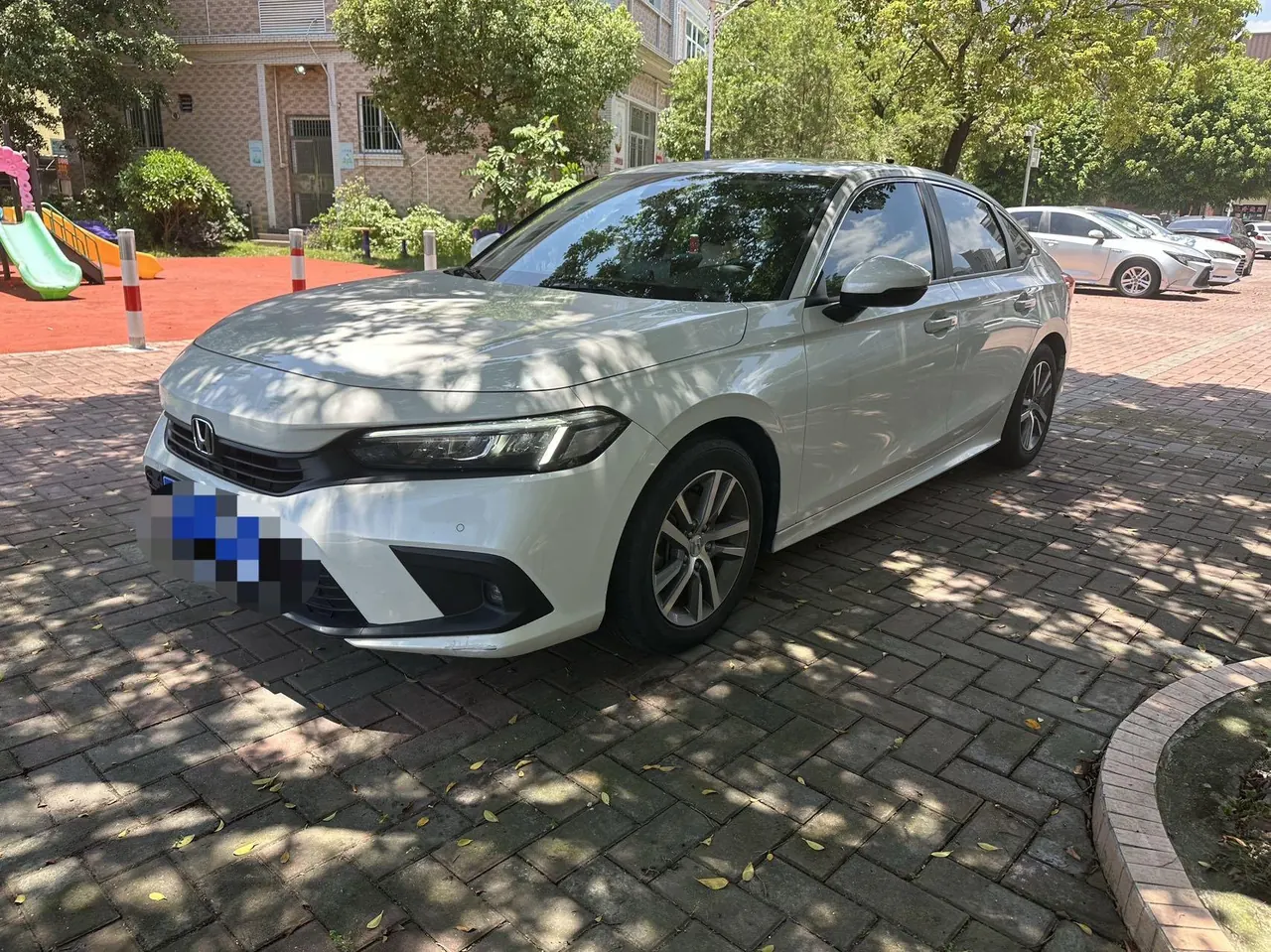 Honda 2023 Civic 1.5T CVT 240TURBO Sporty Edition Automatic - View 1