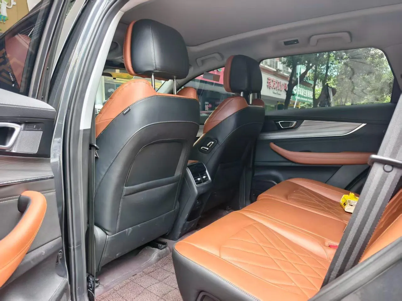 Chery 2022 Ruihu 8 PLUS 2.0TGDI 390TGDI Kunpeng Edition Four-wheel Drive Premium Edition Automatic Gear 2