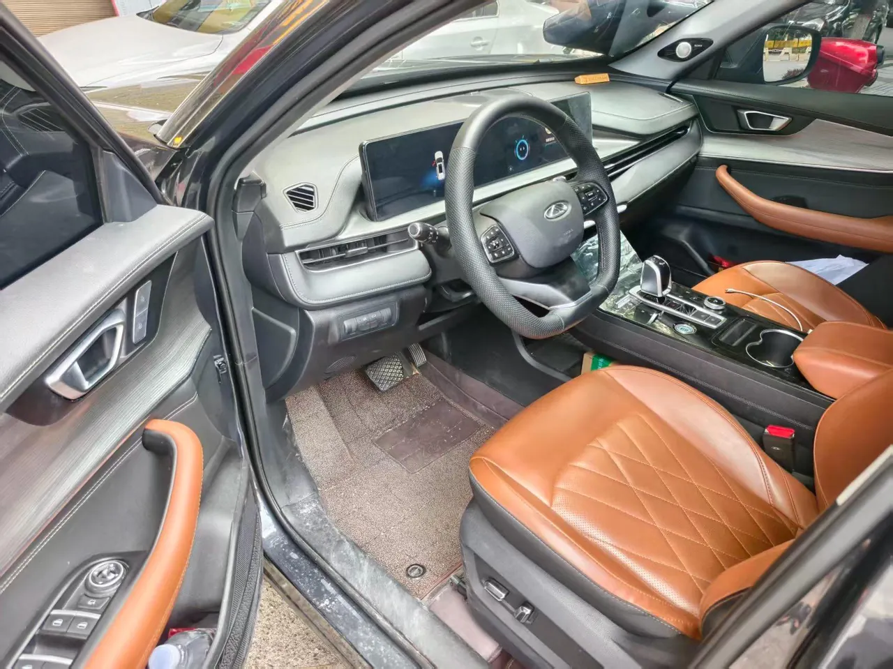 Chery 2022 Ruihu 8 PLUS 2.0TGDI 390TGDI Kunpeng Edition Four-wheel Drive Premium Edition Automatic Gear 3