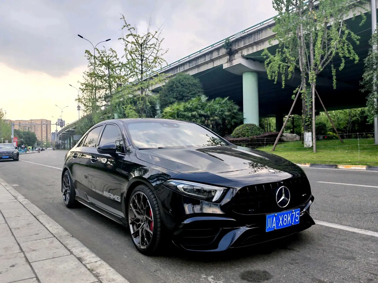 Mercedes Benz Class A AMG (Imported) 2020 A 35 L AMG 4MATIC 2.0T Automatic Gear 3