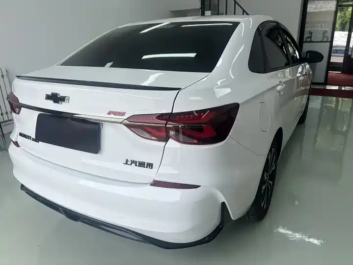 Cruze 2022 light mixed RS 330T automatic carefree version 4