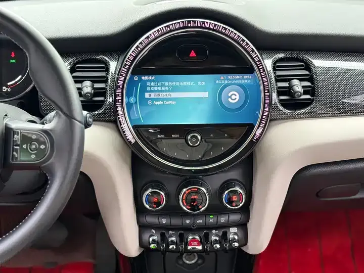 MINI 2022 1.5T COOPER Artist Five Door Edition 7