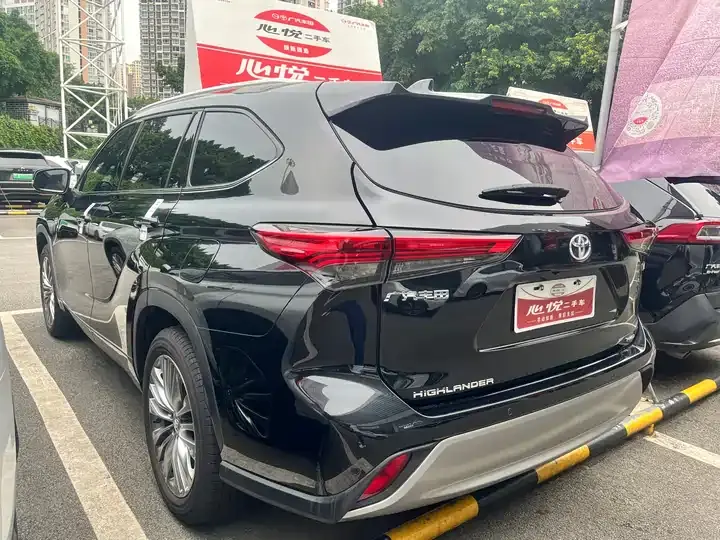 Highlander 2024 380T 4-wheel drive deluxe edition 7 seats 12