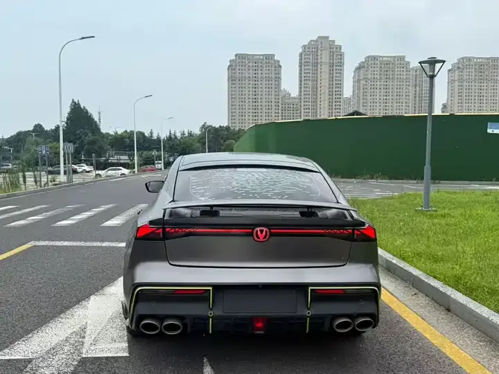 ChangAn UNI-V 2023 1.5T Sports Edition 12