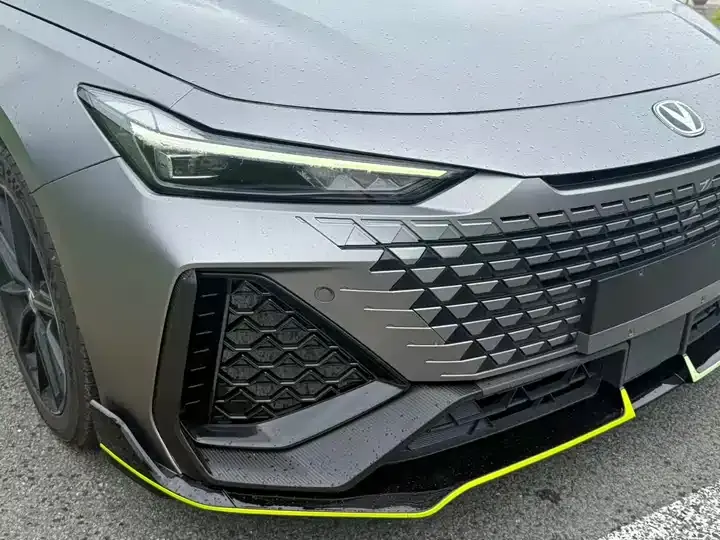 ChangAn UNI-V 2023 1.5T Sports Edition 4