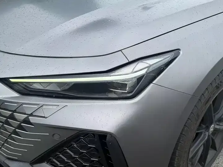 ChangAn UNI-V 2023 1.5T Sports Edition 6