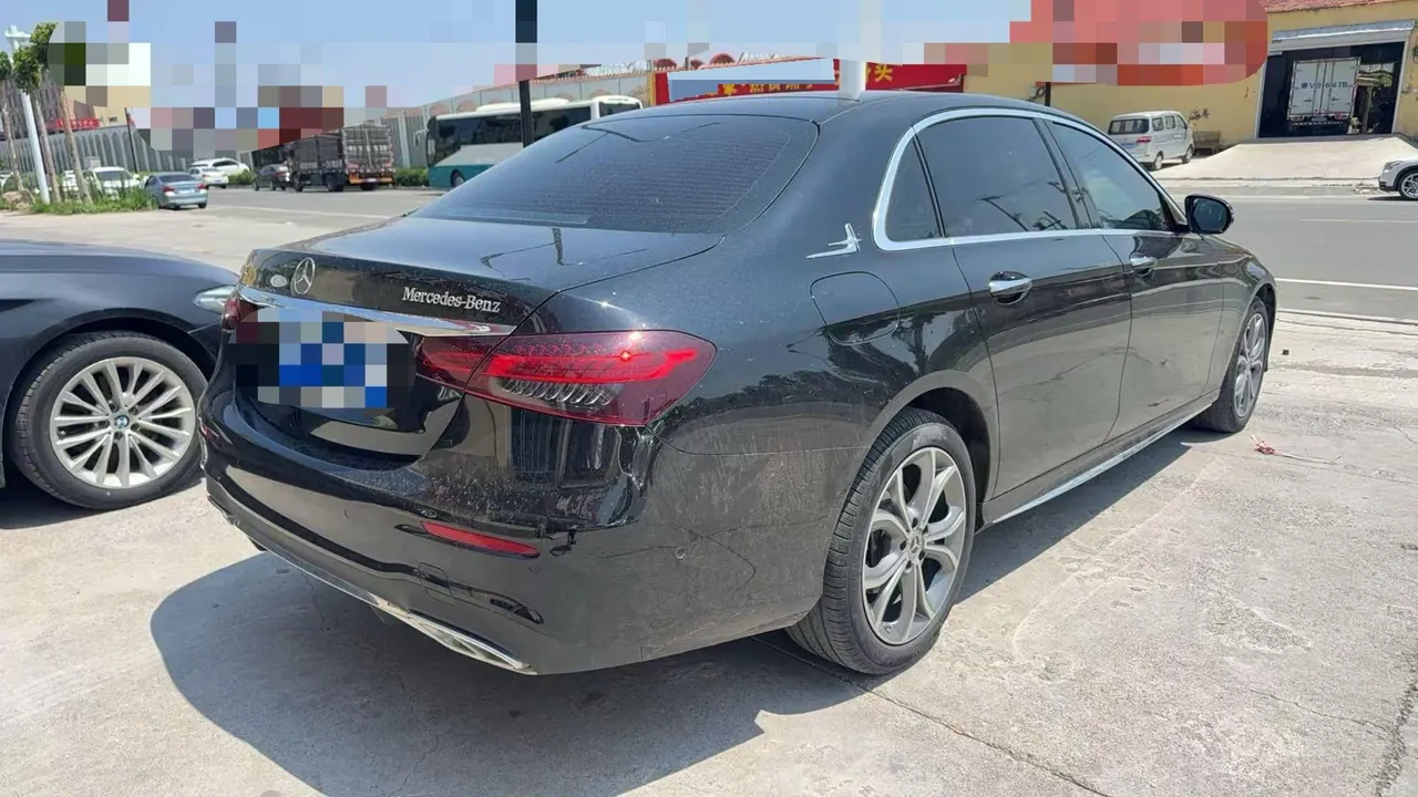 Mercedes Benz E Class 2022 E 300 L 2.0T Sports Fashion (Change 2) Automatic Gear 6