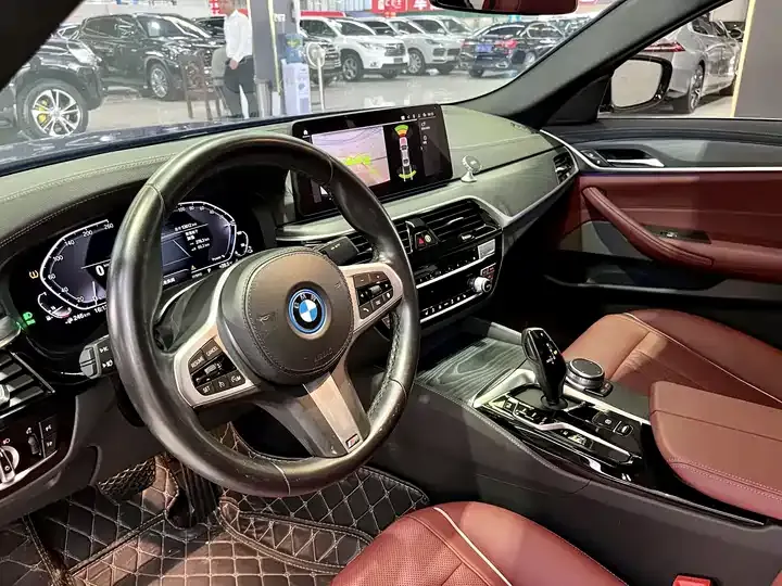 BMW 5 series new energy 2022 535Le M sports suit 12