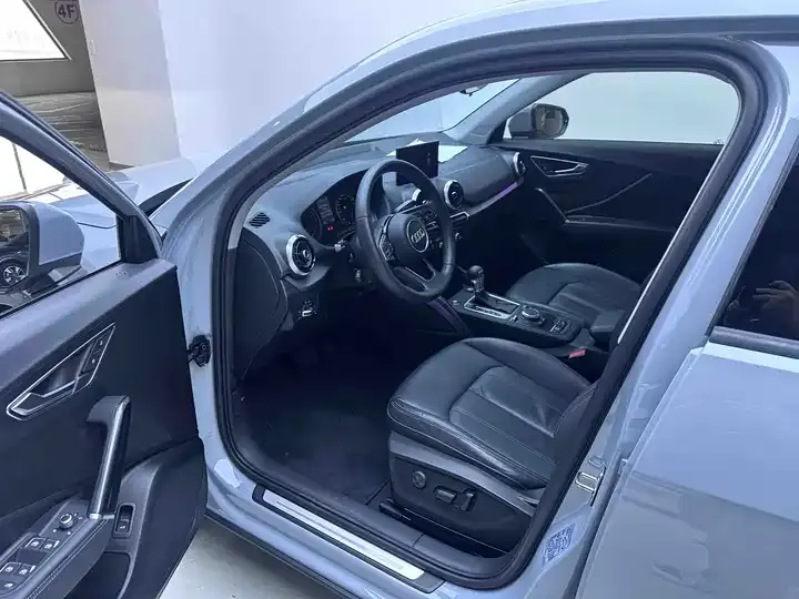 Audi Q2L 2022 35 TFSI Fashion Elegant 10