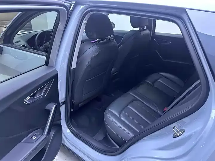 Audi Q2L 2022 35 TFSI Fashion Elegant 11