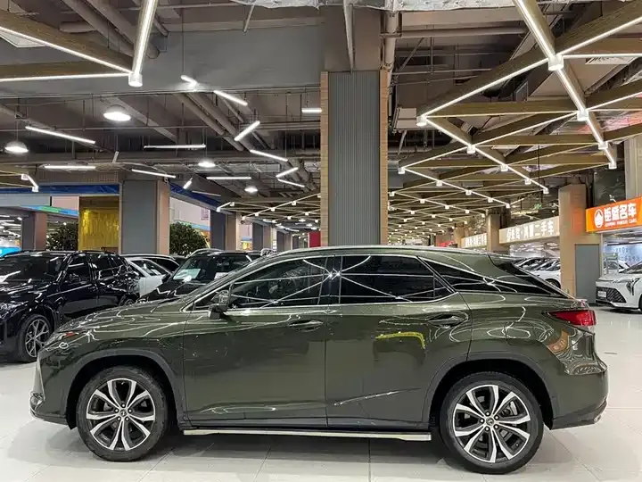 Lexus RX 2020 model modified 300 four-wheel drive elegant version 4