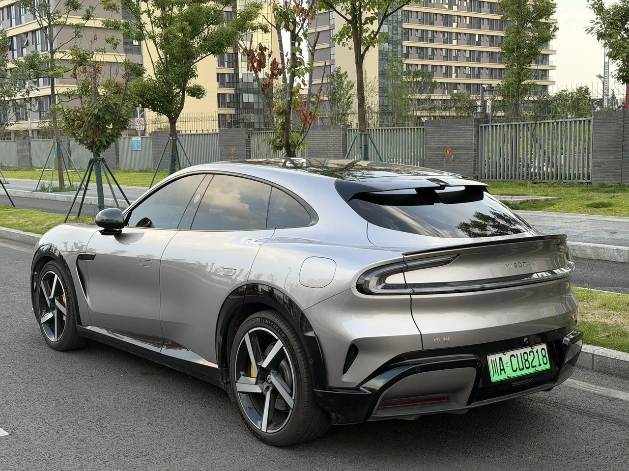 MI 2025 YU7 Long Endurance High Performance Four-wheel Drive Max Edition Automatic Gear 4