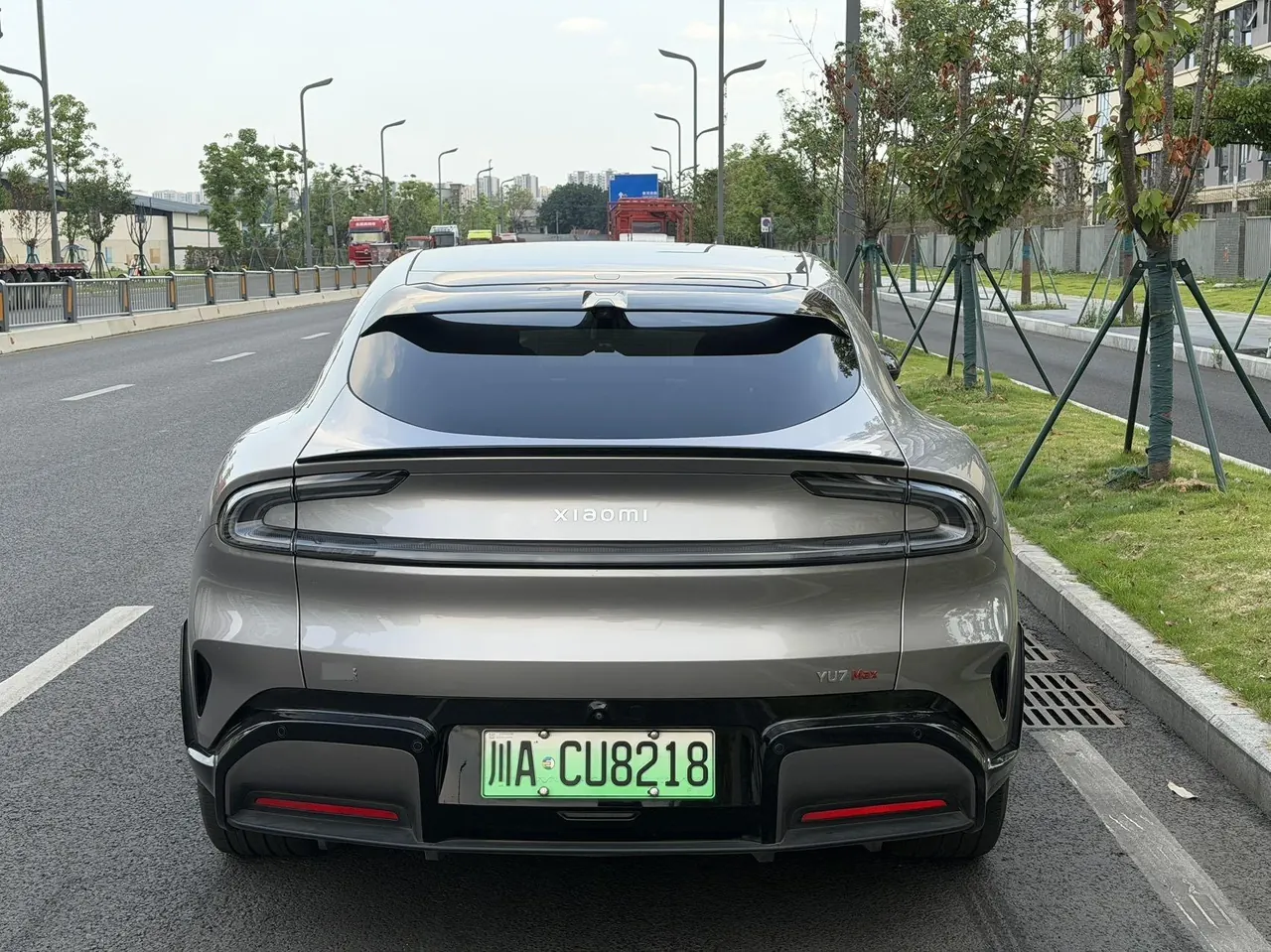 MI 2025 YU7 Long Endurance High Performance Four-wheel Drive Max Edition Automatic Gear 5