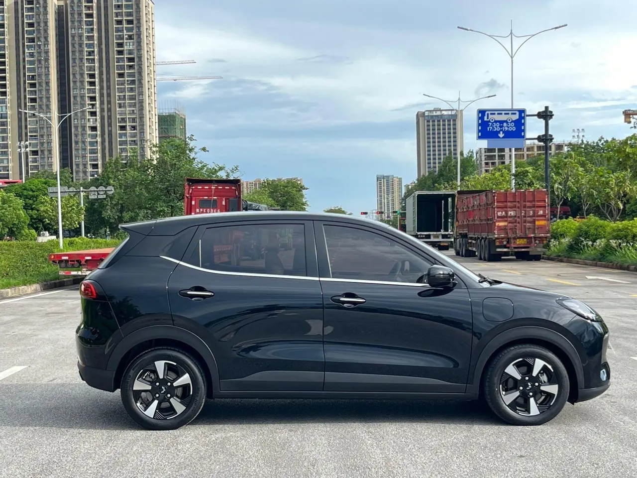 WuLing 2024 Plantronics PLUS 510km Flagship Automatic Gear 2