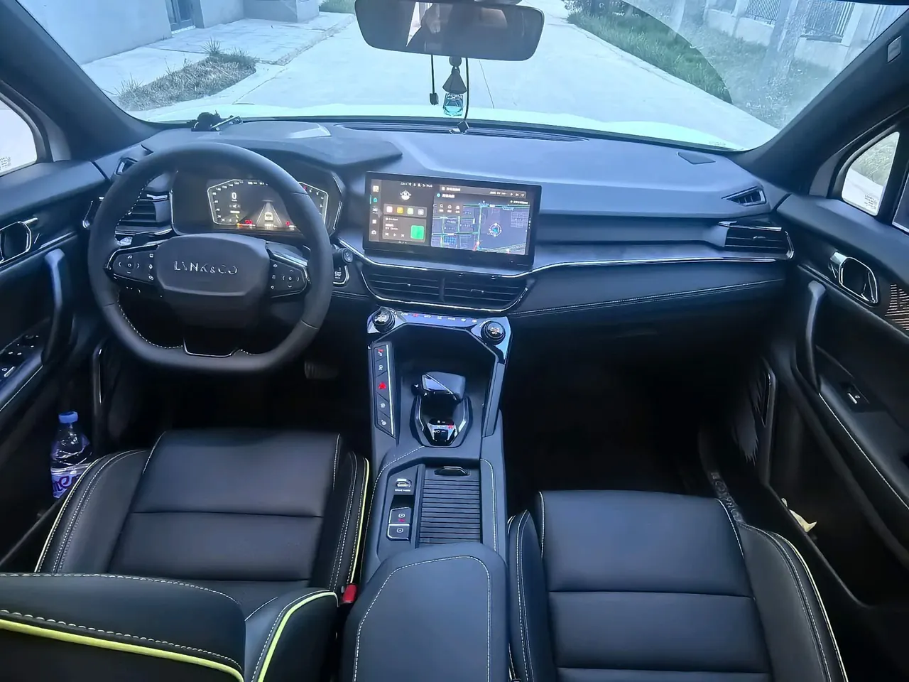 LYNK&amp;CO 2023 LYNK&amp;CO 06 1.5T Remix Jin Halo automatic gear 4